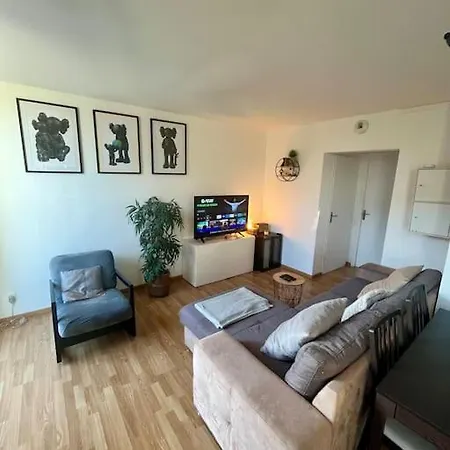 Apartment 2 Pieces Hoenheim, Strasbourg *